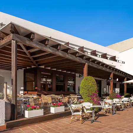 Fuerte Conil-resort מלון 4*