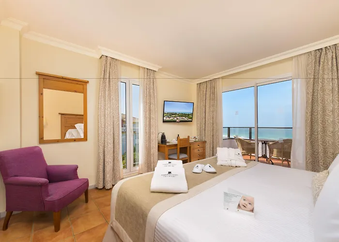 Fuerte Conil-resort מלון