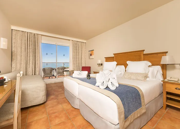 Fuerte Conil-resort מלון